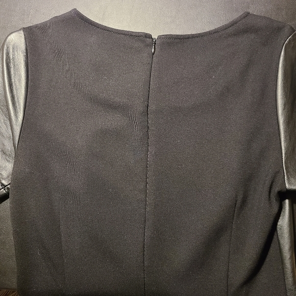 Black vegan leather dress with pockets - Picture 2 of 7